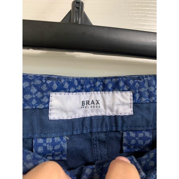 Brax men's Bellevill feel good blue flat front regular fit shorts size 40/34 NEW - Picture 2 of 5